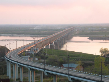 Амурский мост